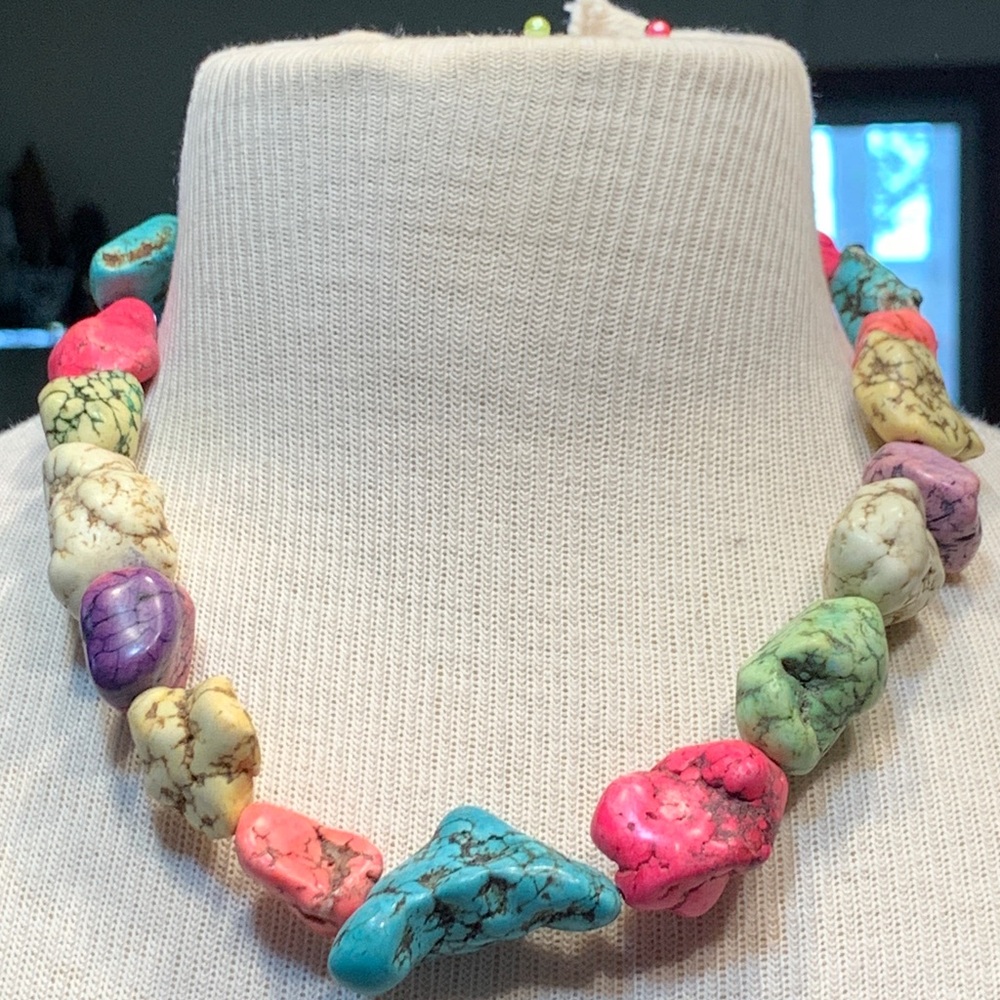 RAINBOW COLORED HOWLITE NUGGETS CHUNKS NECKLACE